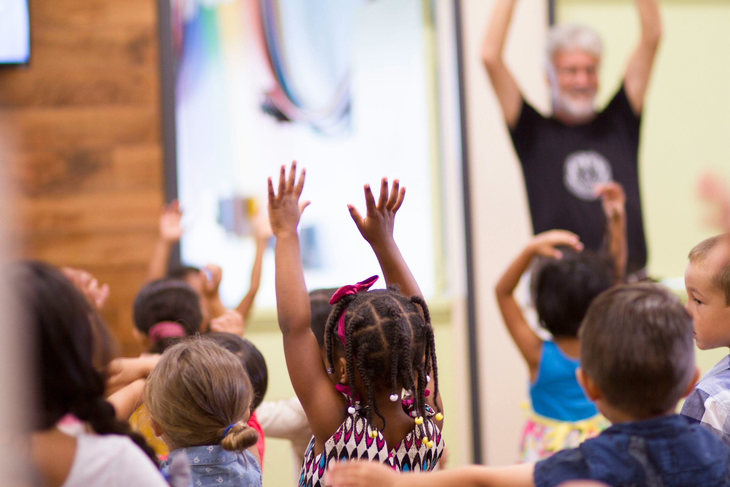 kids-hands-up